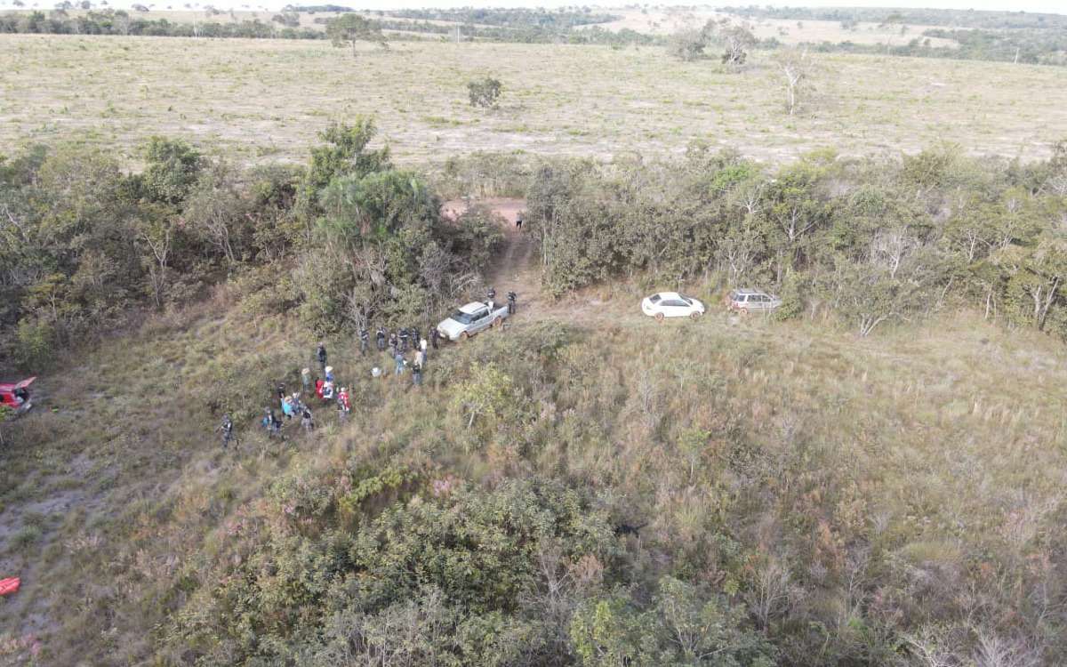 Trio Preso Tentando Invadir Terras Em Fazenda S Margens Da Br