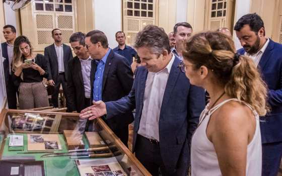 Governador
