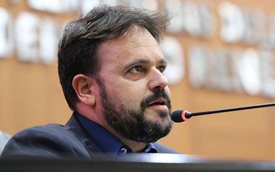 Deputado Claudinei solicitou a regularização dos repasses ao governo estadual e prefeitura de Rondonópolis