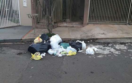 lixo aragarças