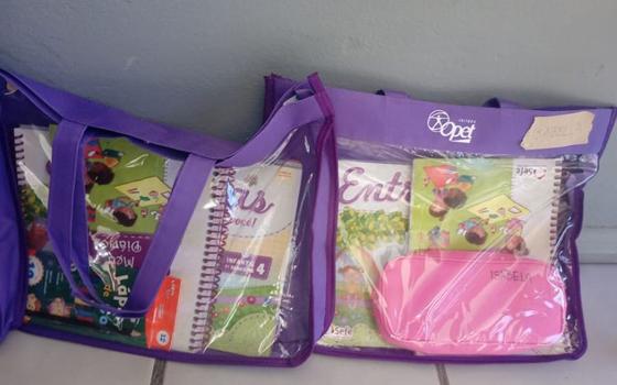 kit escolar