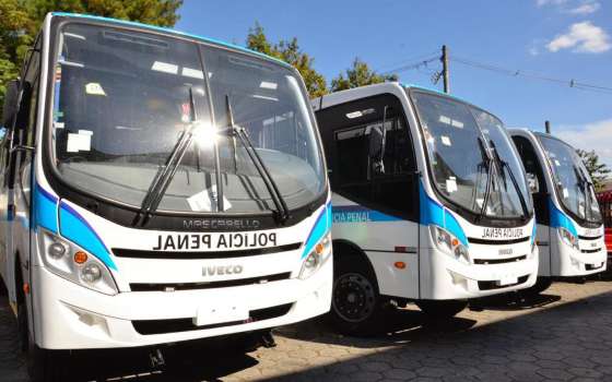 Ônibus para sistema penitenciário