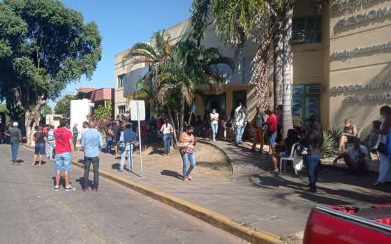 vacinação covid adultos 49 anos bg