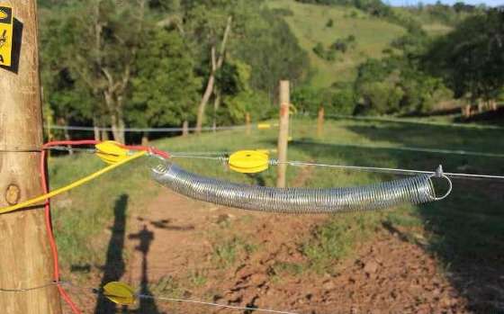 instalação cerca elétrica rural 