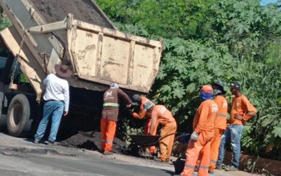 operação tapa buracos Aragarças 