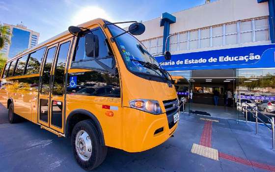 Prefeitura de Novo São Joaquim recebe microonibus do governo do Estado