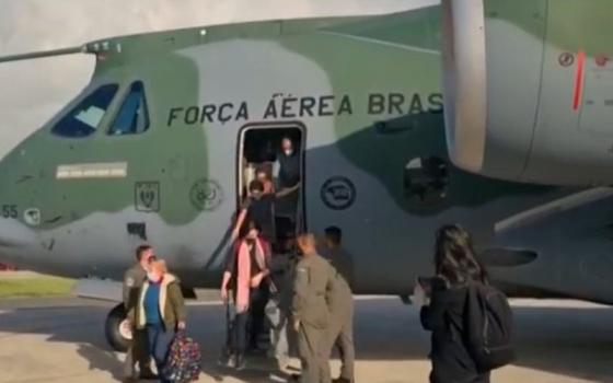 avião fab brasileiros na ucrania