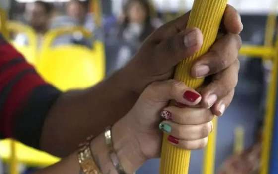 assédio em ônibus coletivo