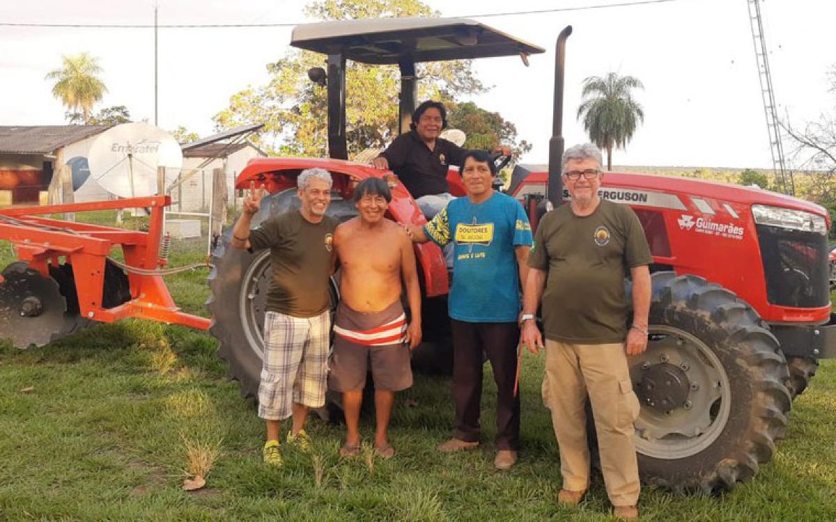 Em Mt Funai Entrega Maquin Rio Agr Cola A Etnias Do Parque Do Xingu Semana