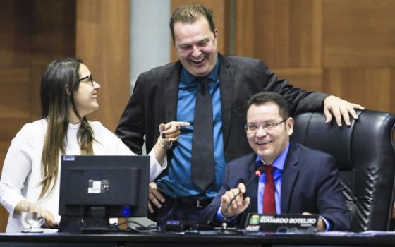 janaina riva, max russi e botelho