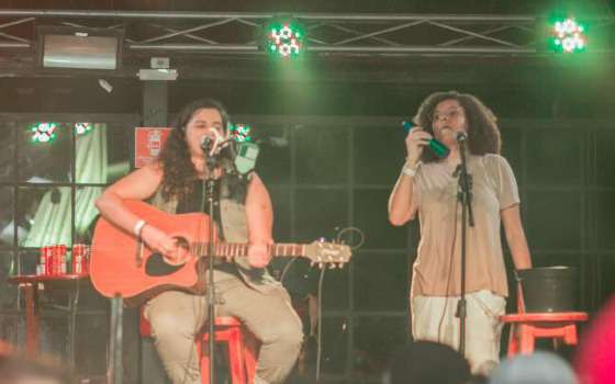 Ana Júlia Rocha e Nyrégia Moreira 