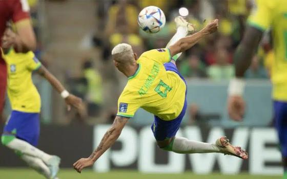 voleio richarlison
