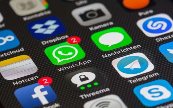 celular redes sociais