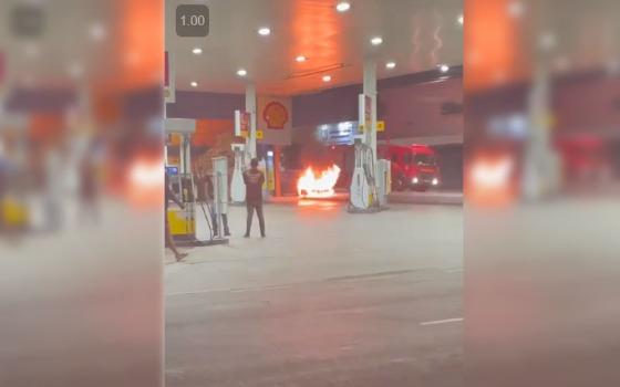 carro fogo bg