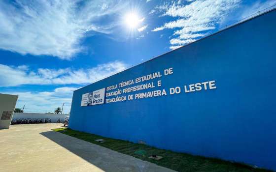 escolas técnicas mt
