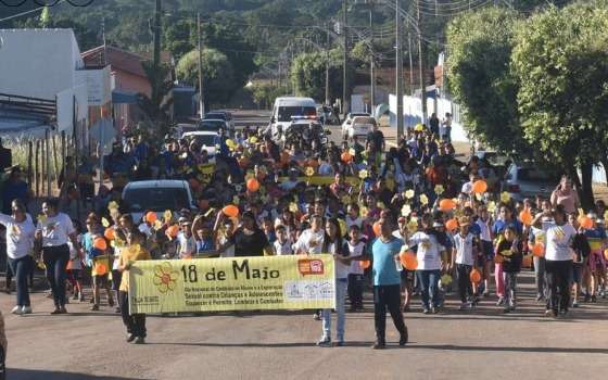 Passeata, abuso infantil, Araguaiana