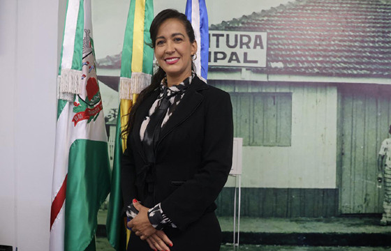 Elaine Antunes
