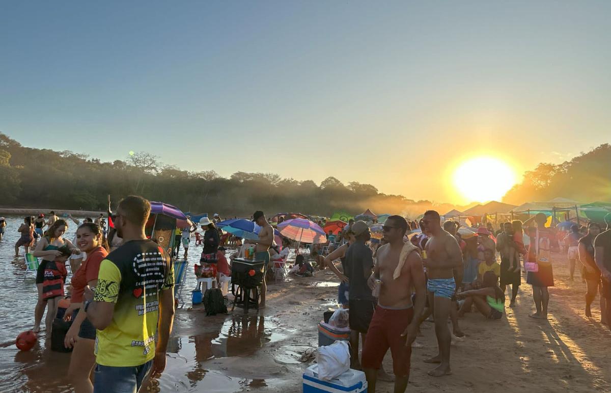 Prefeito Adilson recebe visitantes na reabertura do Parque das Águas Quentes  em Barra do Garças - Araguaia Notícia