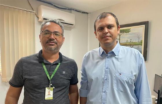 Thiago Silva com o superintendente da SEMA