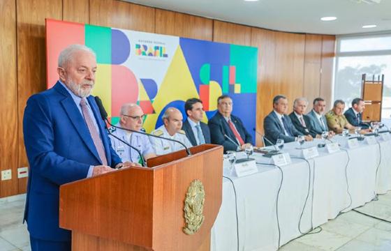 Lula, GLO
