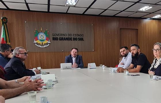 GOVERNO