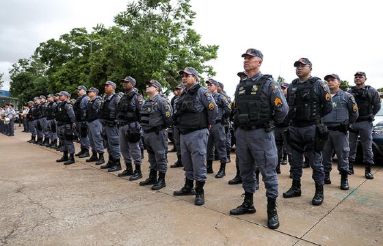 Polícia Militar, fim de ano