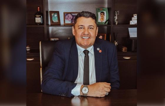 andré bernardes