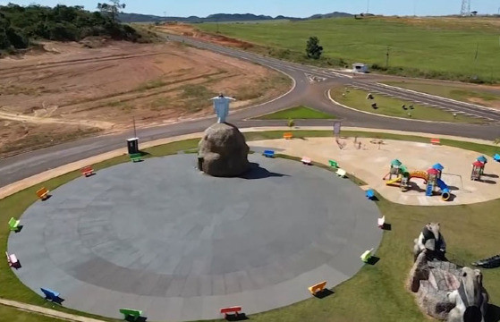 praça do trevo araguainha
