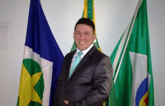 Nairzinho Nova Nazaré