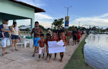 ato contra agressão a crianças indígenas - pontal