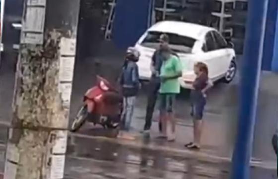 acidente de transito nilo semaforo