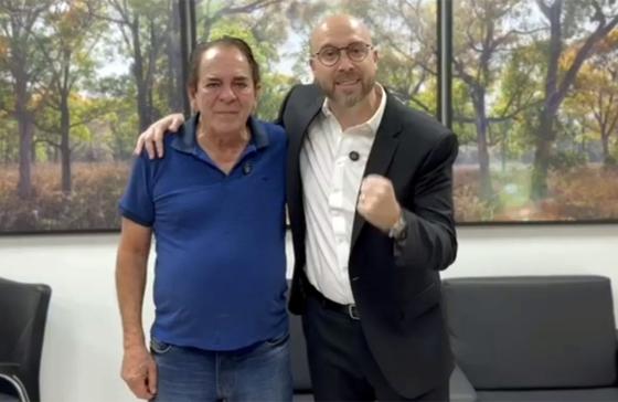 Dr. Paulo Raye, Beto dois a um