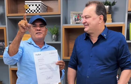 adelcino lopo e max russi