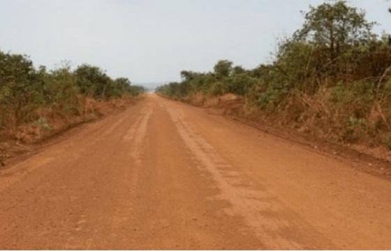 Rodovia de terra