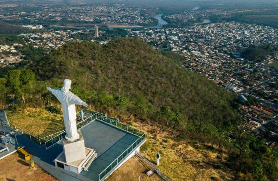 Escadaria do Cristo, Barra do Garças, Mato Grosso