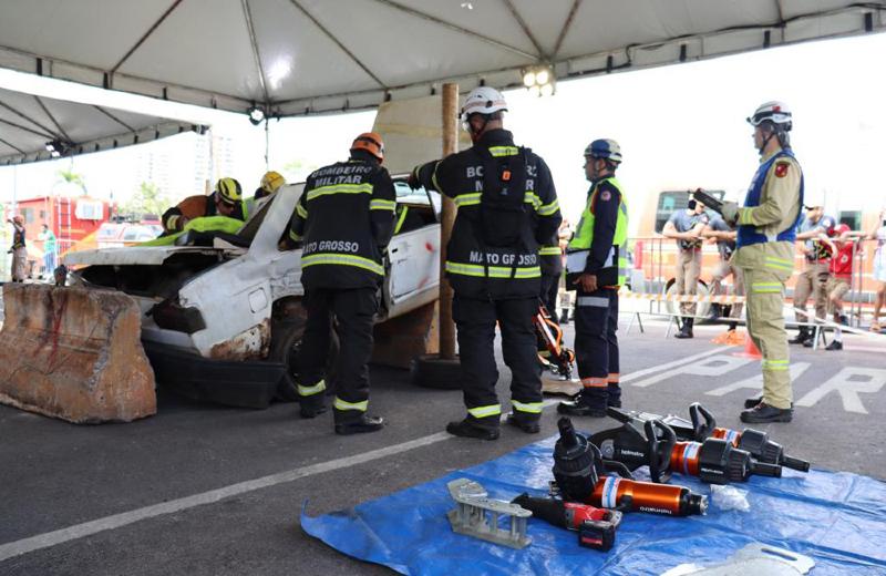 Salvamento, Corpo de Bombeiros